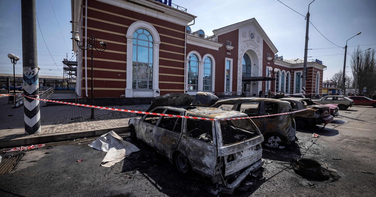 After deadly train station strike, Ukraine's leader wants tough response | Right Wire Report