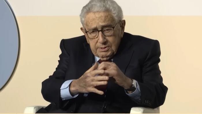 ‘Blue-Checks’ Furious After Henry Kissinger Says Ukraine Should Cede Territory For Peace With Russia